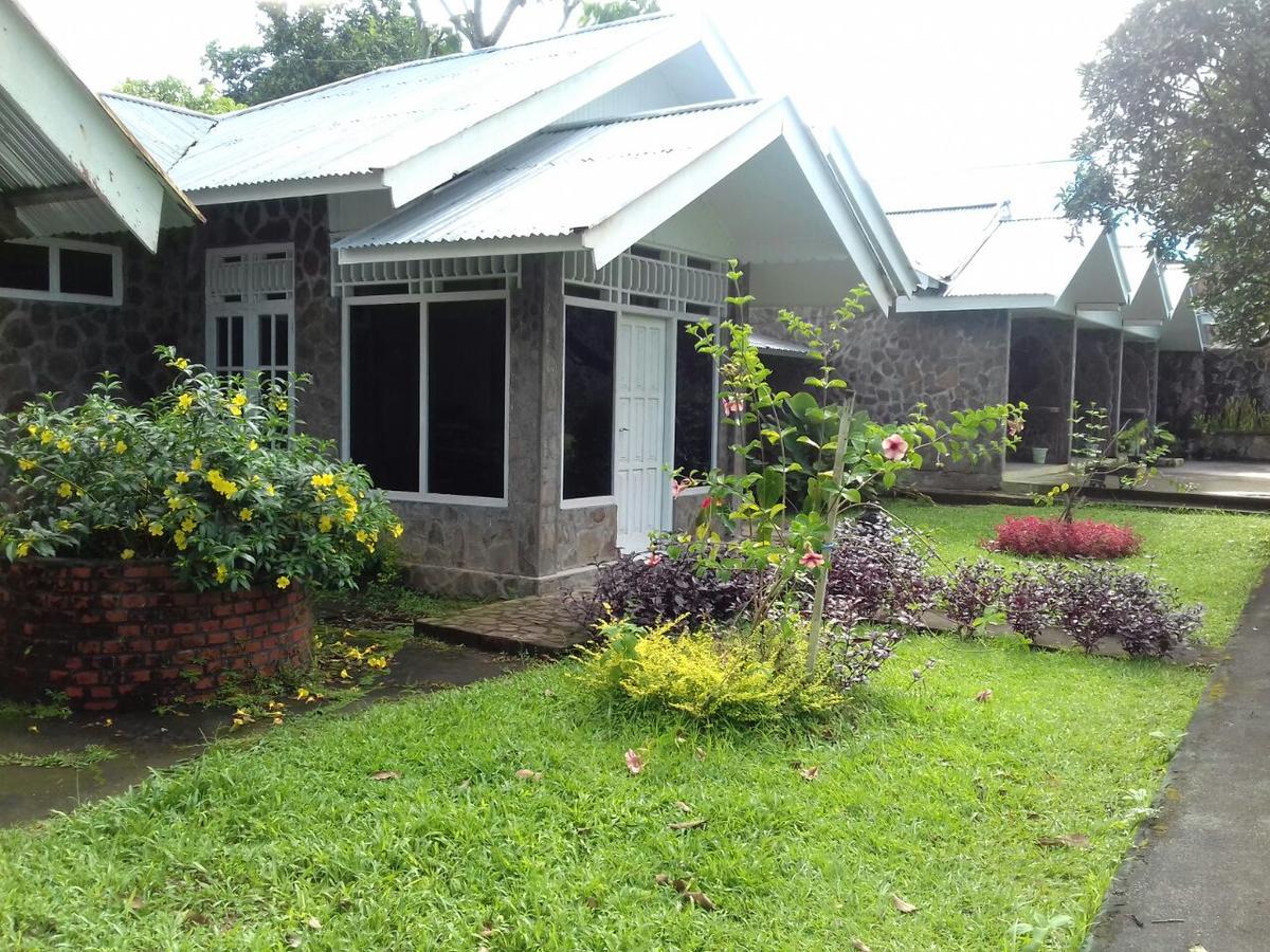 Alamanda Lokon Resort Tomohon Extérieur photo